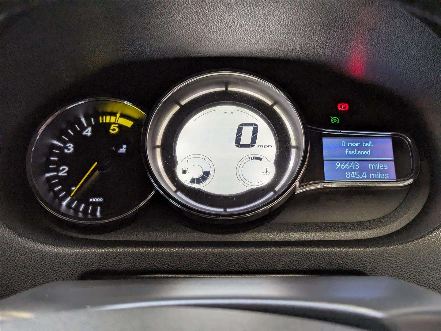 <p>2013 RENAULT MEGANE D-QUE TT ENERGY DC</p>