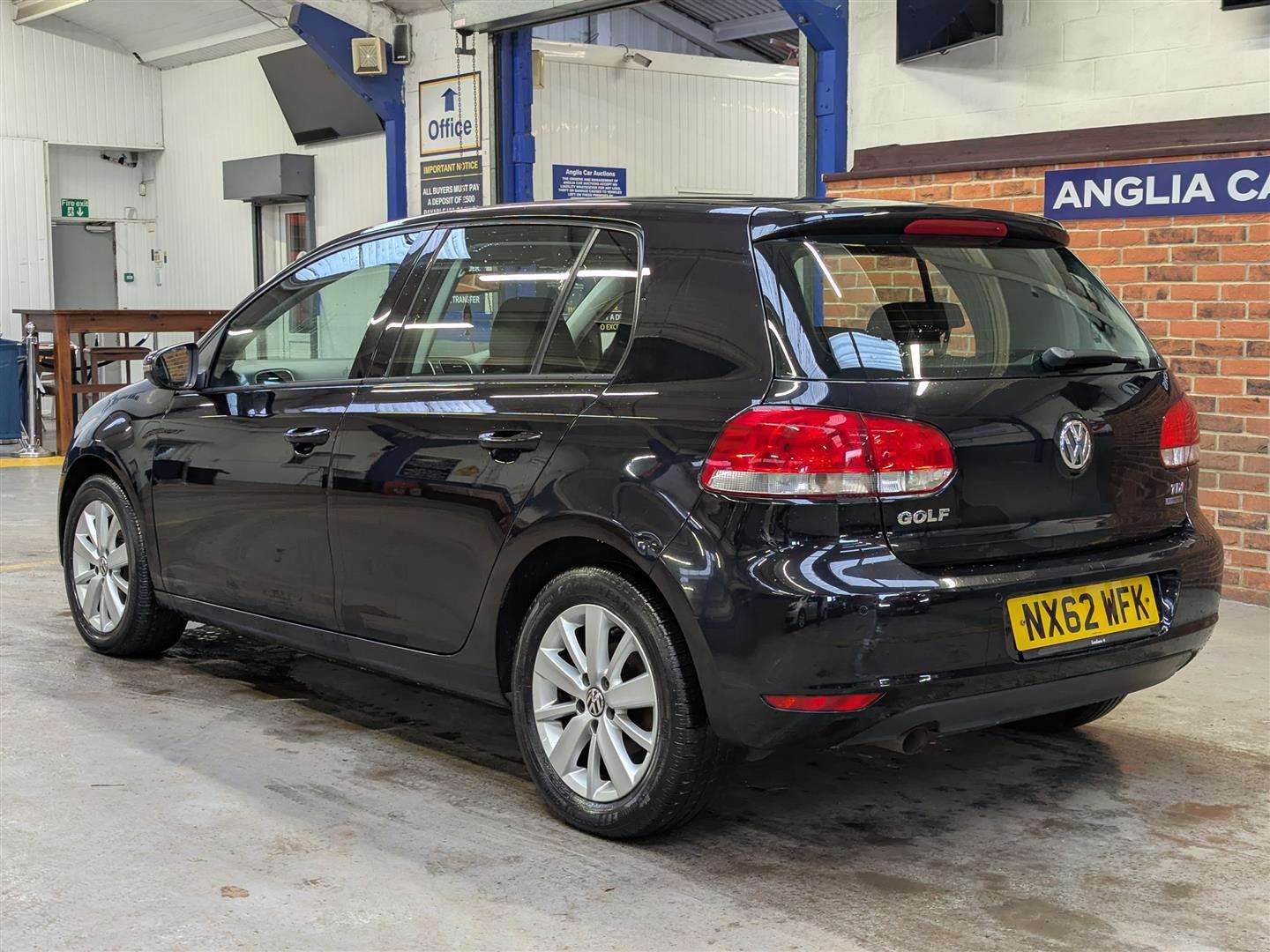 <p>2012 VOLKSWAGEN GOLF MATCH TDI B-TECH DSG</p>