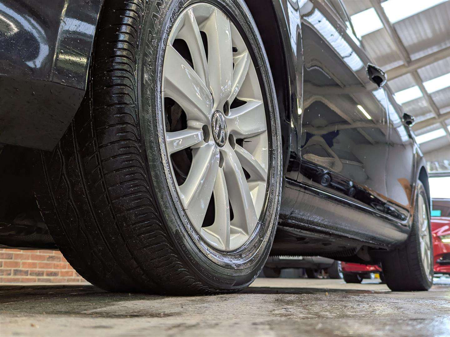 <p>2012 VOLKSWAGEN GOLF MATCH TDI B-TECH DSG</p>