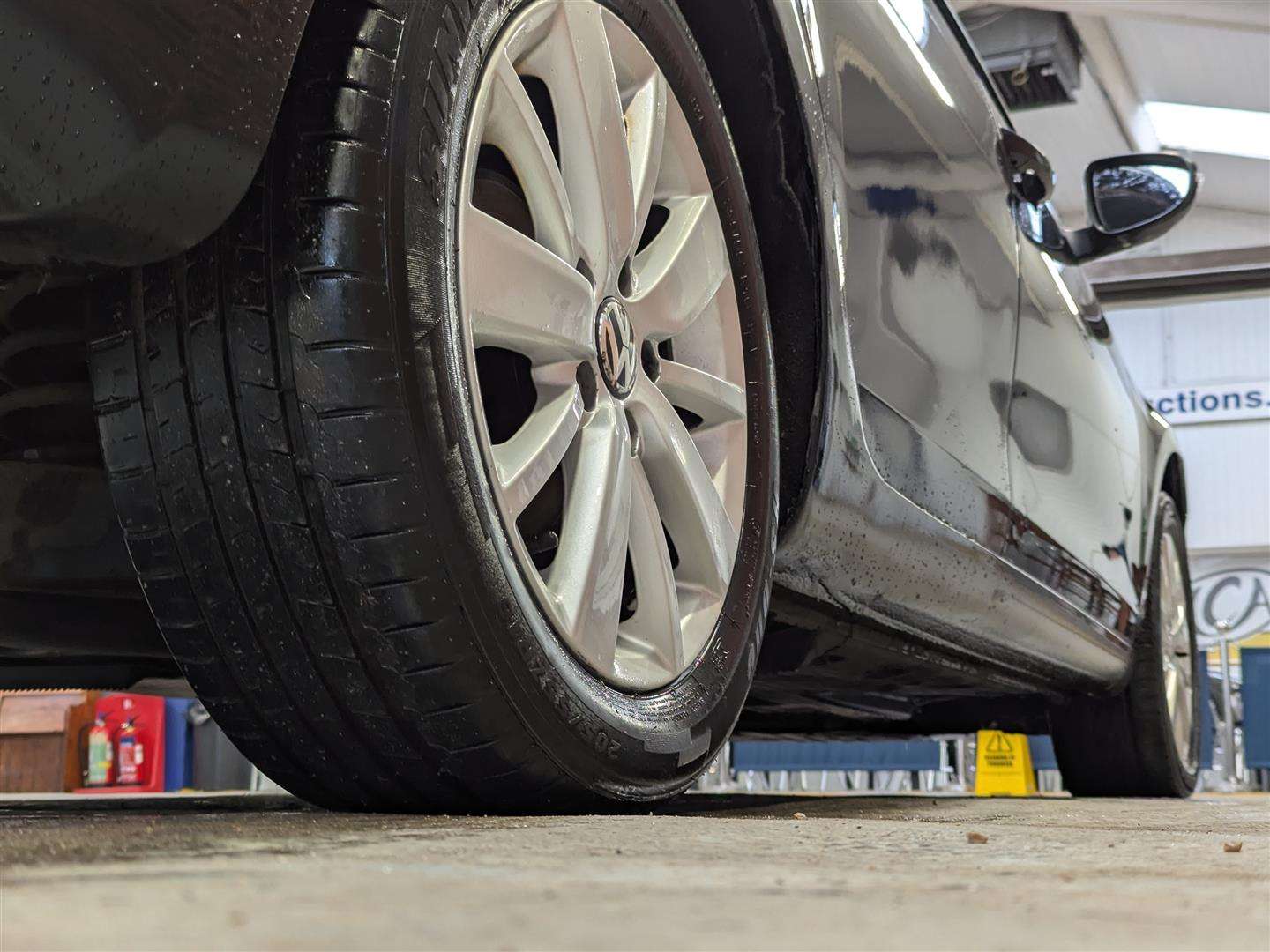 <p>2012 VOLKSWAGEN GOLF MATCH TDI B-TECH DSG</p>