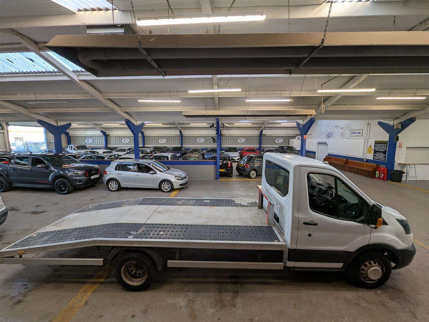 <p>2016 FORD TRANSIT 350 LWB</p>