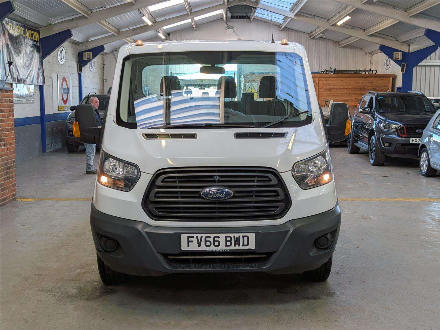 <p>2016 FORD TRANSIT 350 LWB</p>