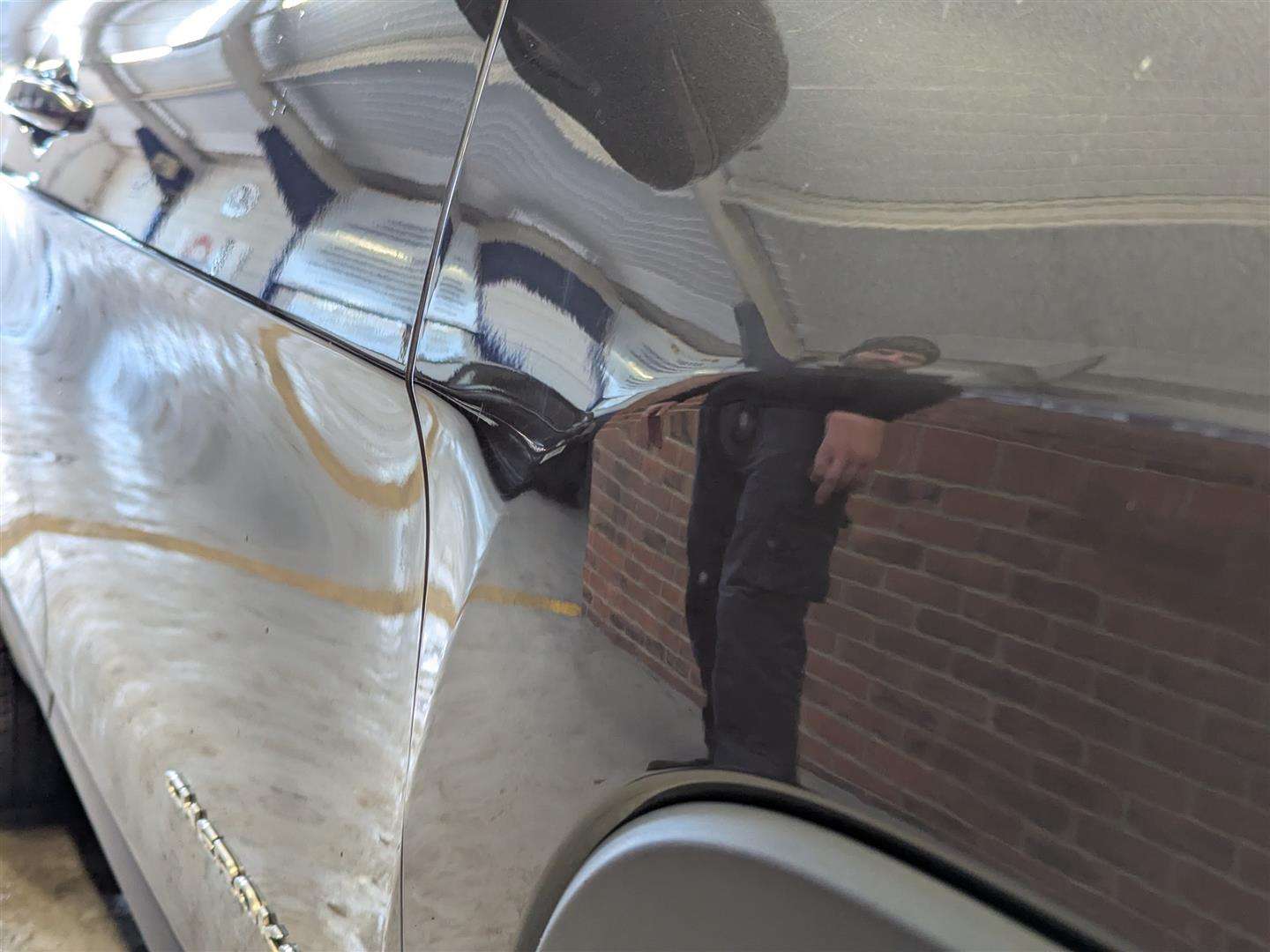 <p>2016 JEEP CHEROKEE LIMITED M-JET 4X</p>