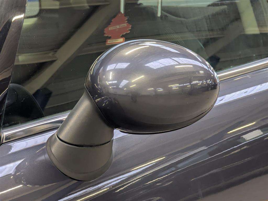 <p>2012 MINI COOPER</p>