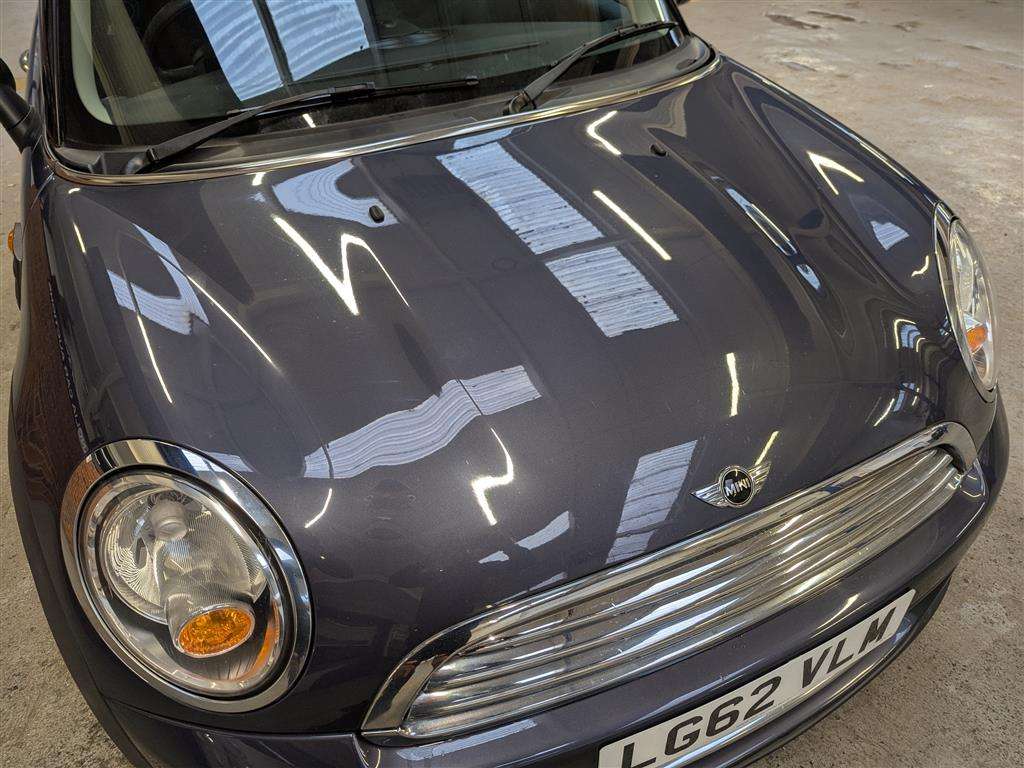 <p>2012 MINI COOPER</p>