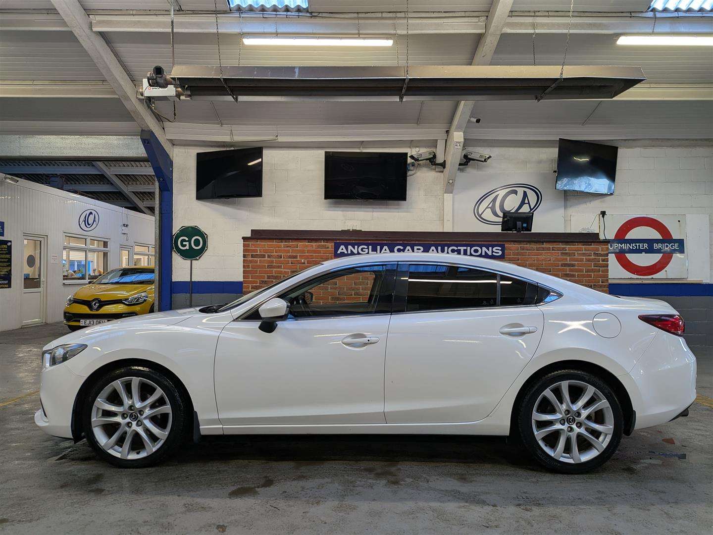 <p>2013 MAZDA 6 SPORT NAV</p>