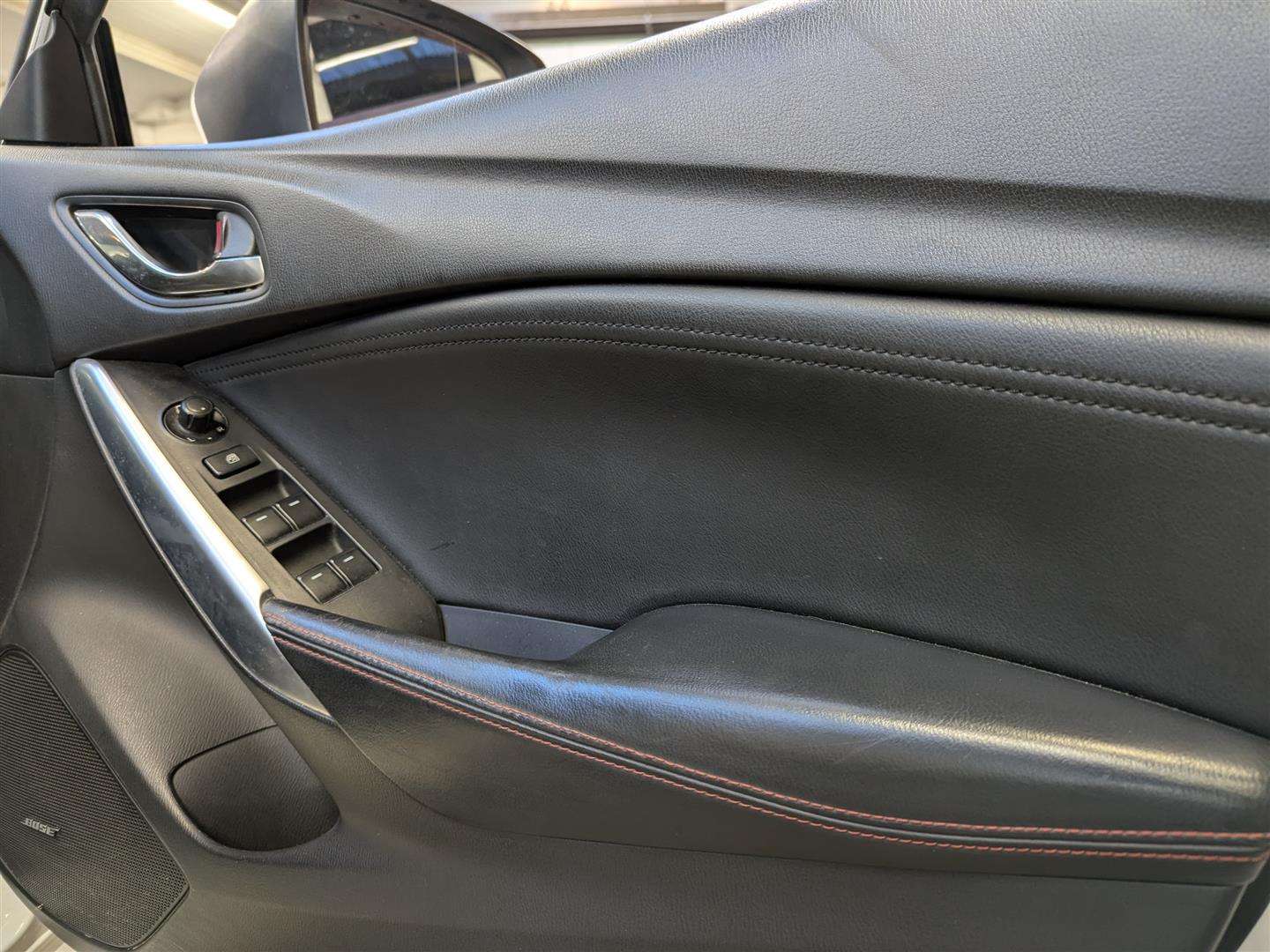 <p>2013 MAZDA 6 SPORT NAV</p>