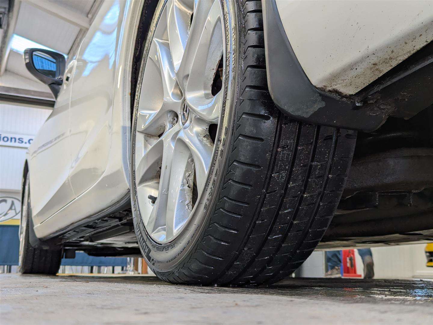 <p>2013 MAZDA 6 SPORT NAV</p>