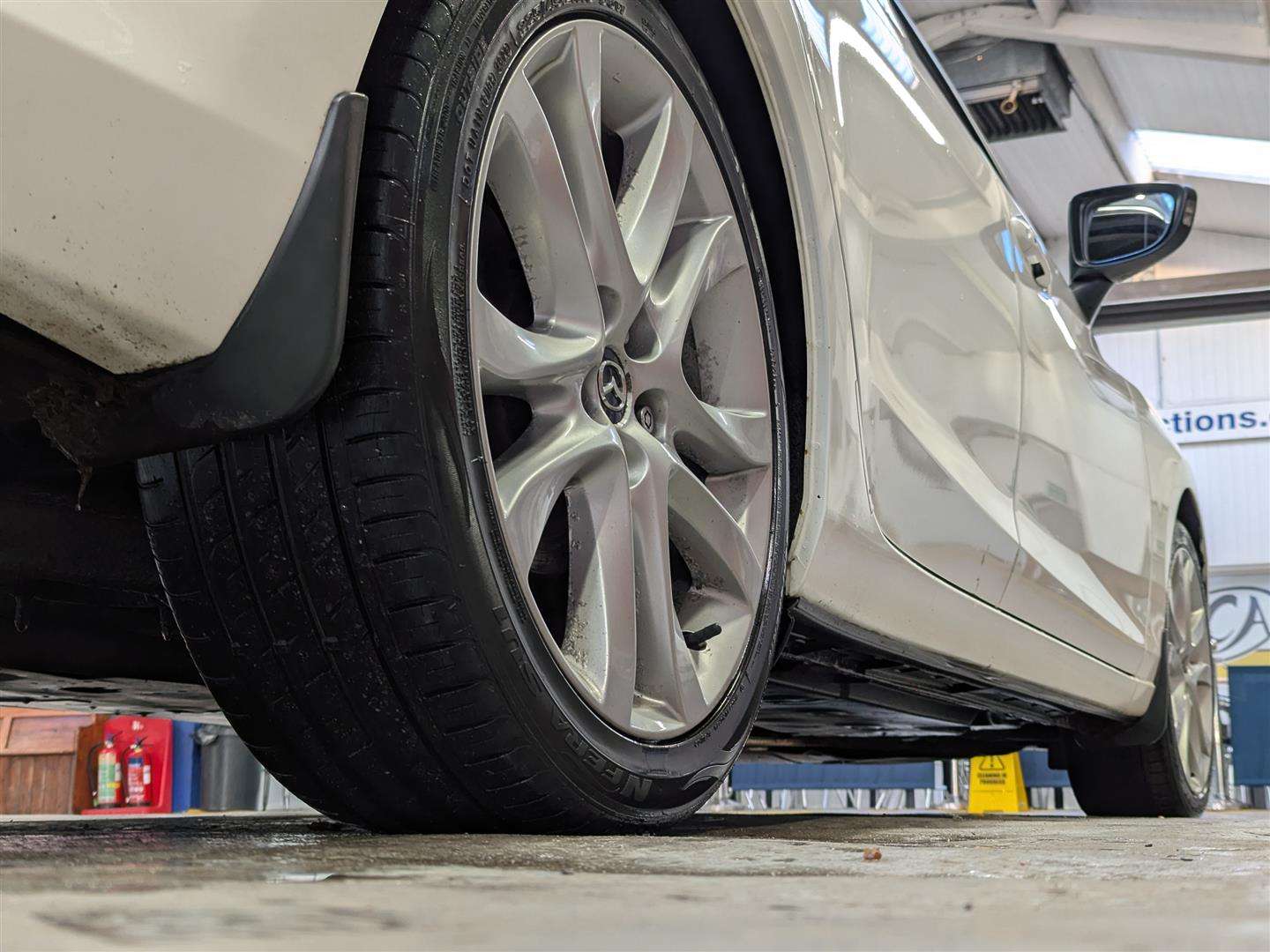 <p>2013 MAZDA 6 SPORT NAV</p>