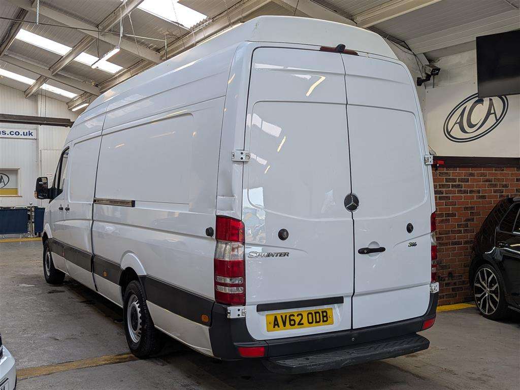 <p>2012 MERCEDES-BENZ SPRINTER 316 CDI</p>