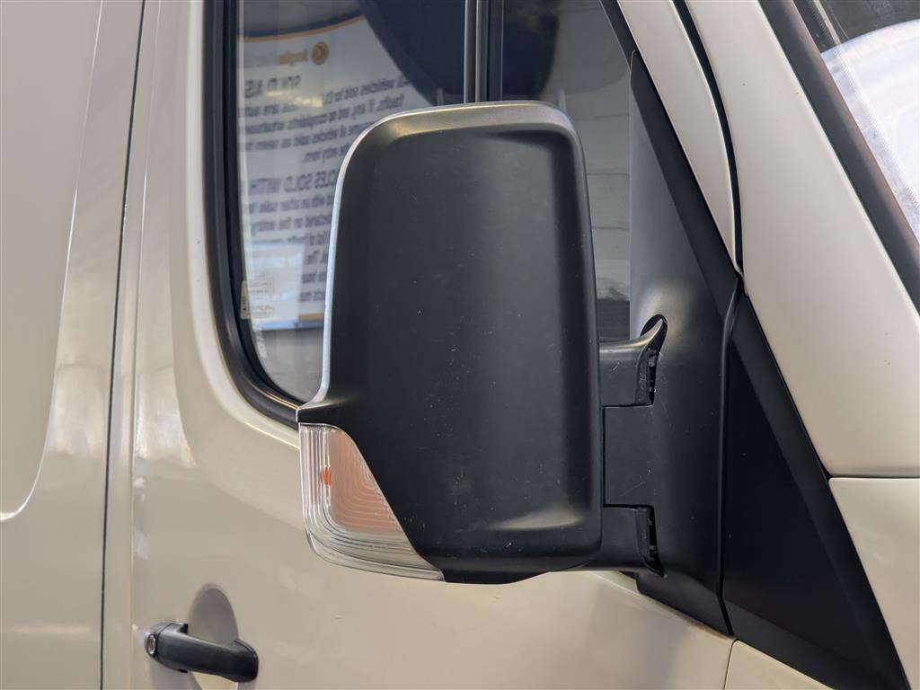 <p>2012 MERCEDES-BENZ SPRINTER 316 CDI</p>