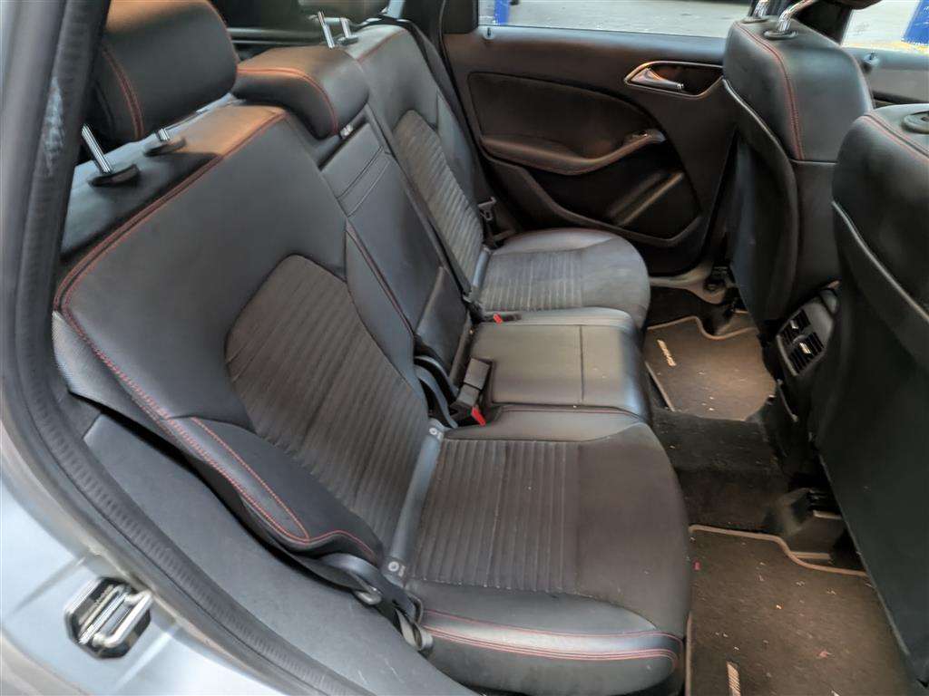 <p>2017 MERCEDES-BENZ B 200 AMG LINE PREMIUM +</p>