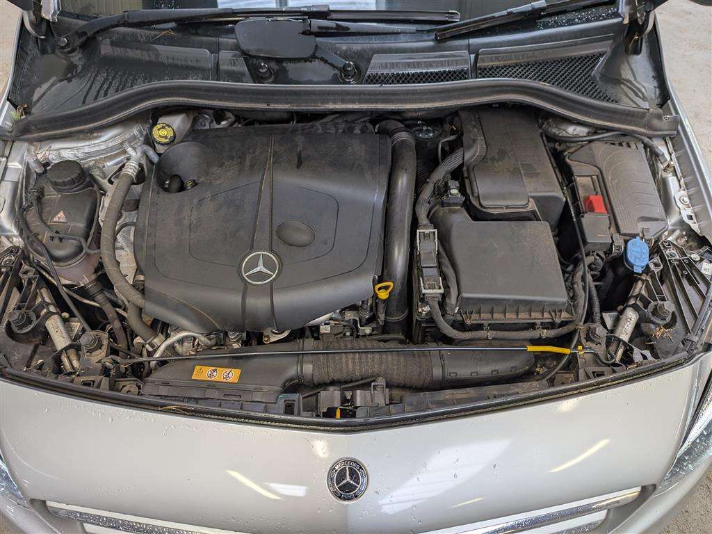 <p>2017 MERCEDES-BENZ B 200 AMG LINE PREMIUM +</p>