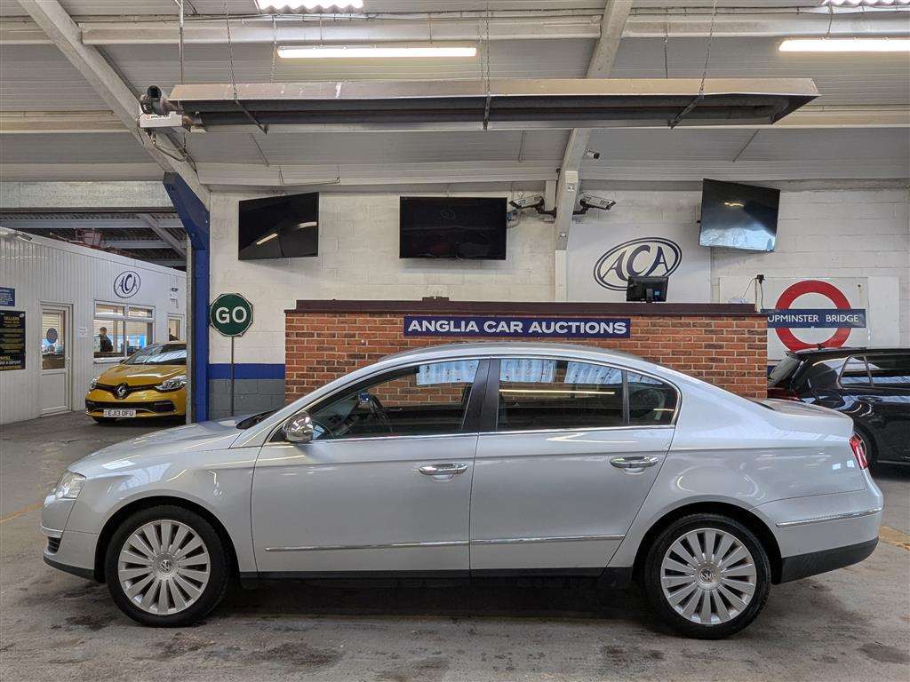 <p>2008 VOLKSWAGEN PASSAT HIGHLINE TDI S-A</p>