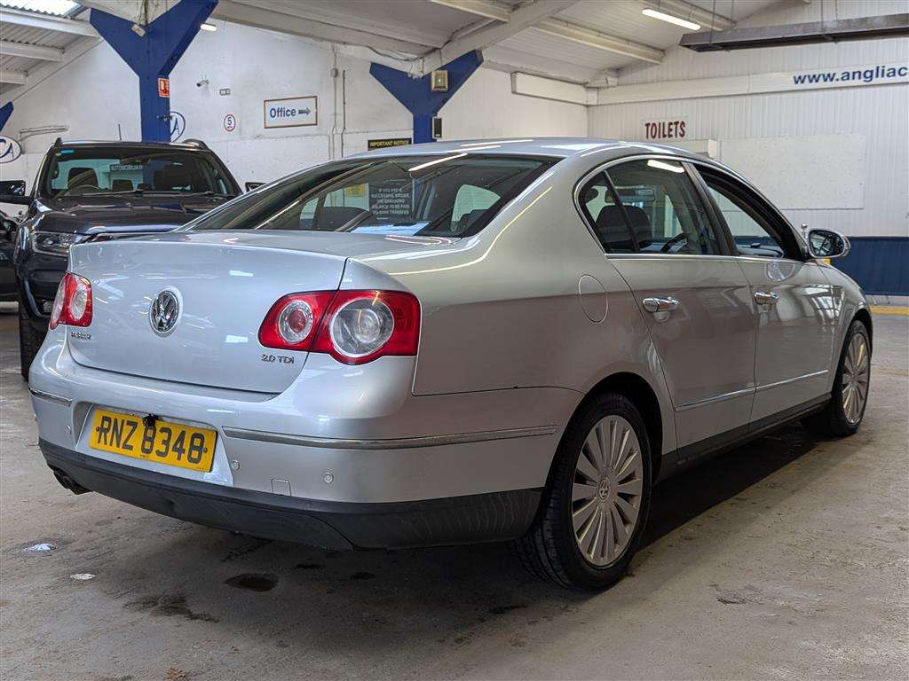 <p>2008 VOLKSWAGEN PASSAT HIGHLINE TDI S-A</p>
