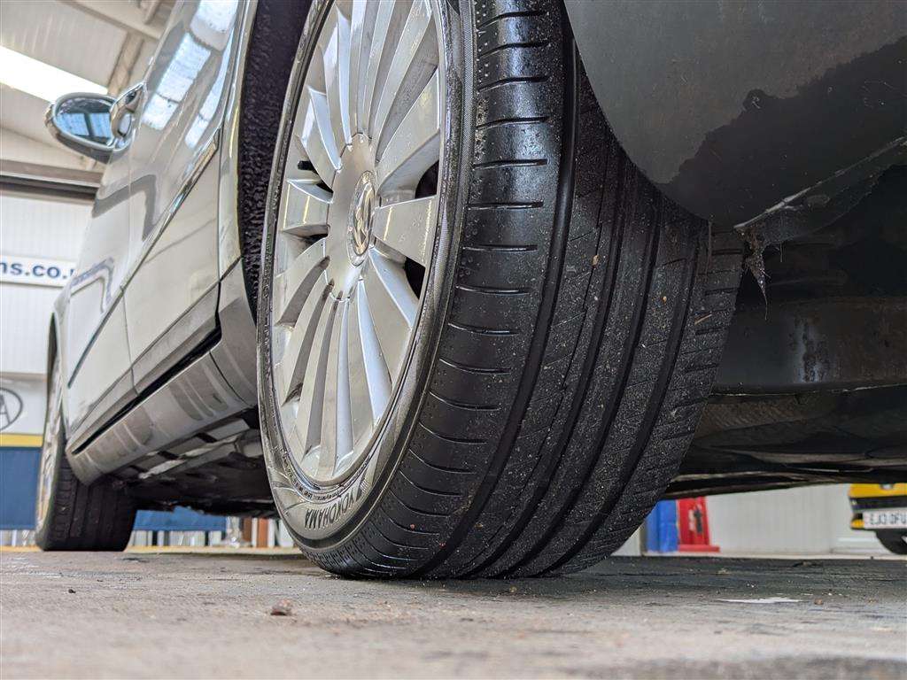 <p>2008 VOLKSWAGEN PASSAT HIGHLINE TDI S-A</p>