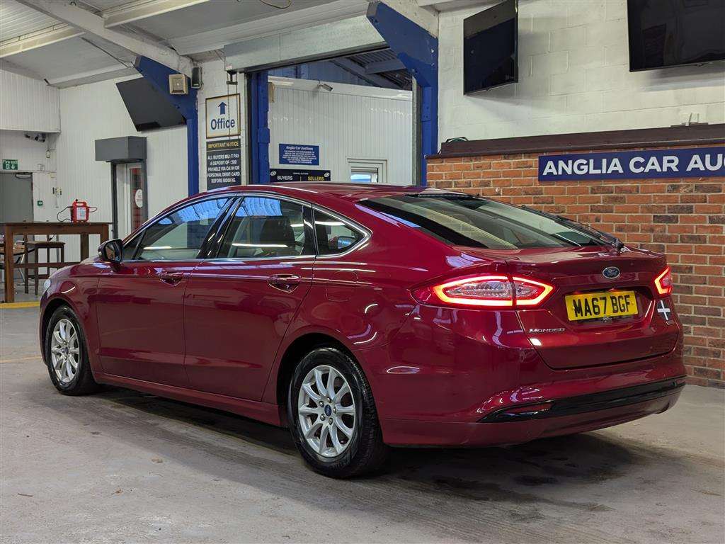 <p>2017 FORD MONDEO TITANIUM ECONETIC</p>