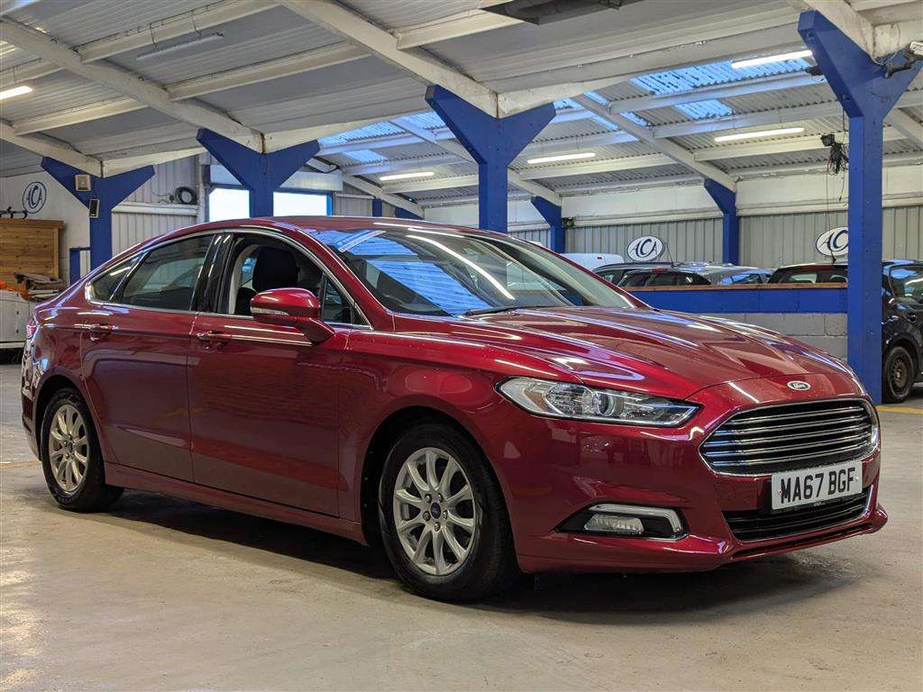<p>2017 FORD MONDEO TITANIUM ECONETIC</p>