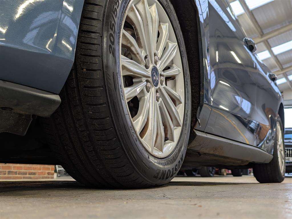 <p>2018 FORD FOCUS TITANIUM</p>