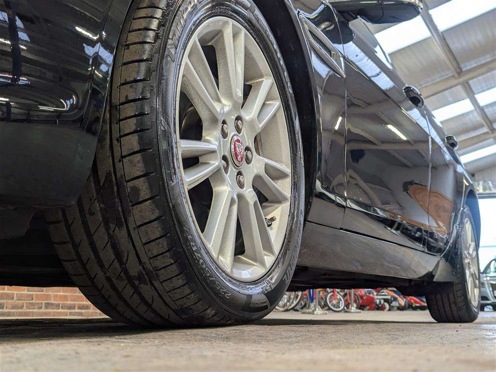 <p>2018 JAGUAR XE PRESTIGE I AUTO</p>