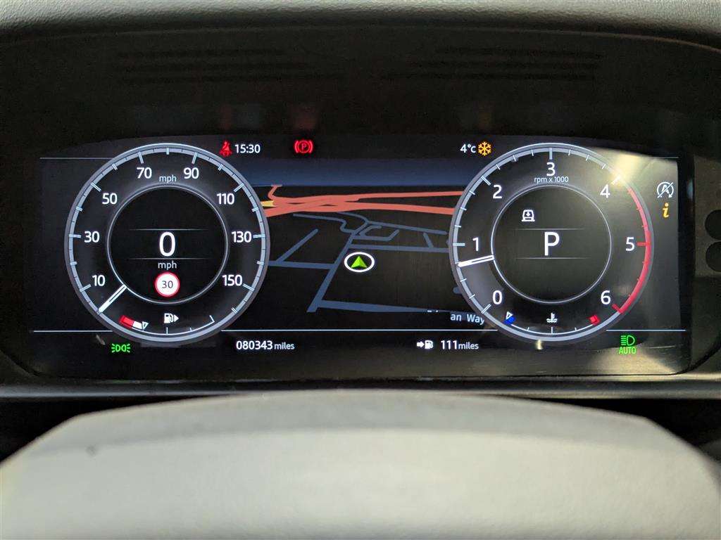 <p>2019 LAND ROVER DISCOVERY LUXURY HSE SD4</p>