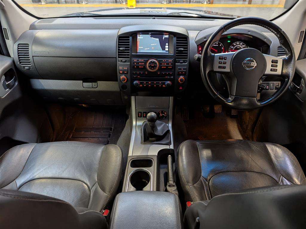 <p>2015 NISSAN NAVARA TEKNA DCI</p>