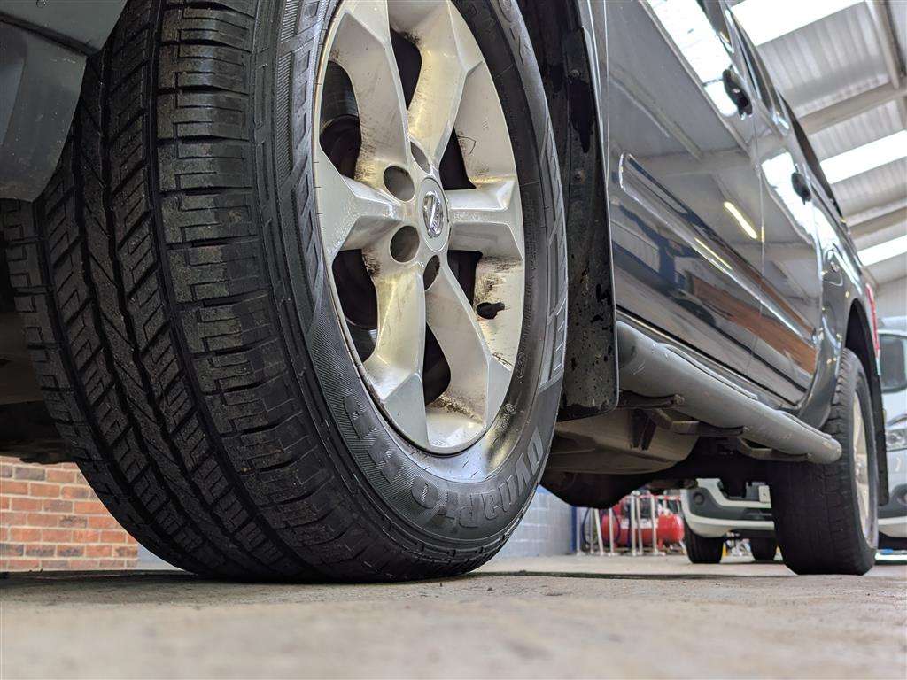 <p>2015 NISSAN NAVARA TEKNA DCI</p>