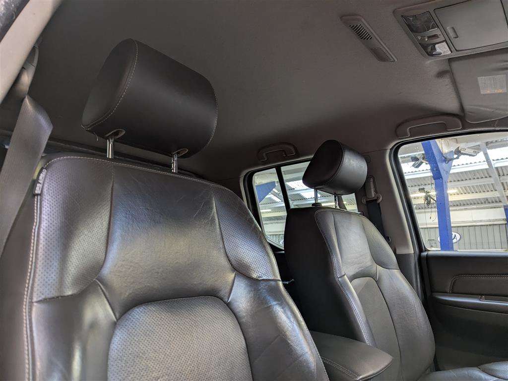 <p>2015 NISSAN NAVARA TEKNA DCI</p>