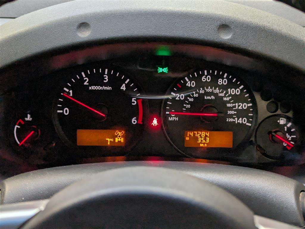 <p>2015 NISSAN NAVARA TEKNA DCI</p>