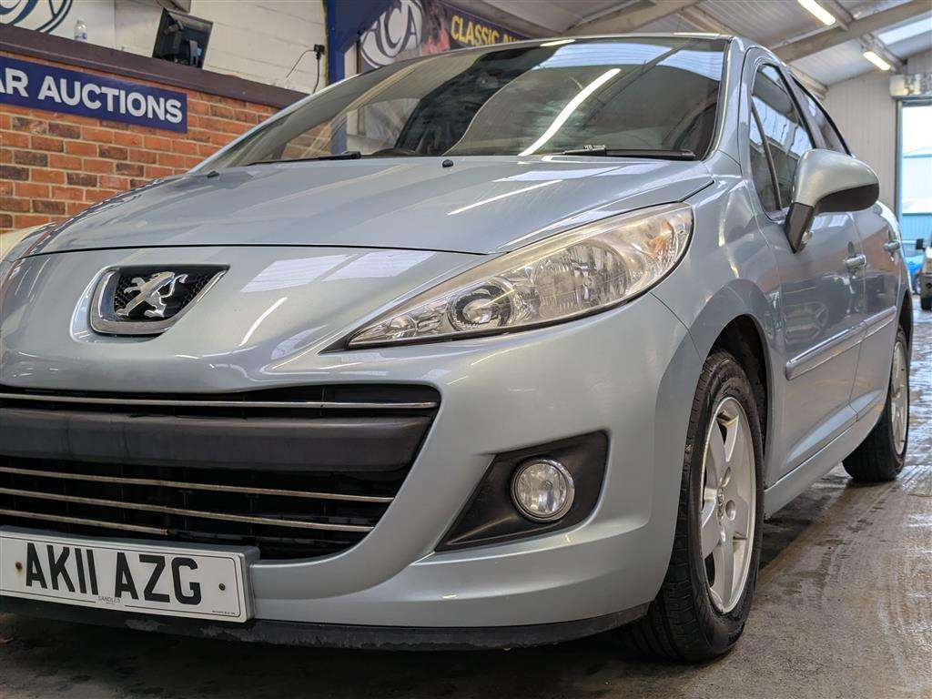 <p>2011 PEUGEOT 207 SPORT</p>