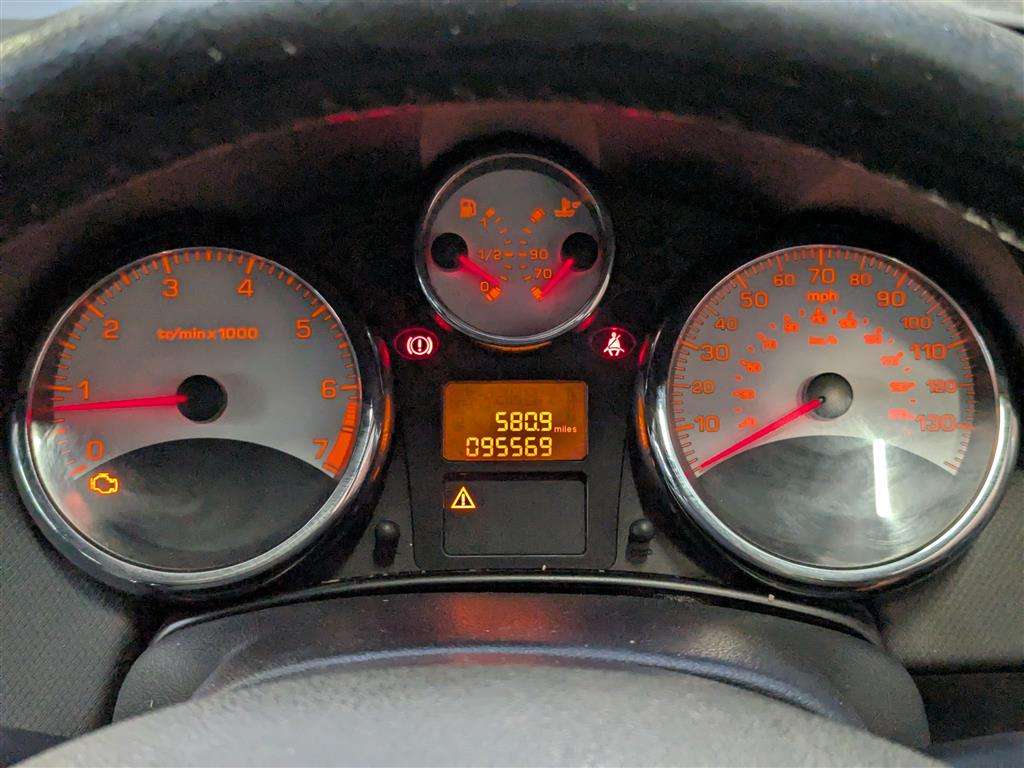 <p>2011 PEUGEOT 207 SPORT</p>