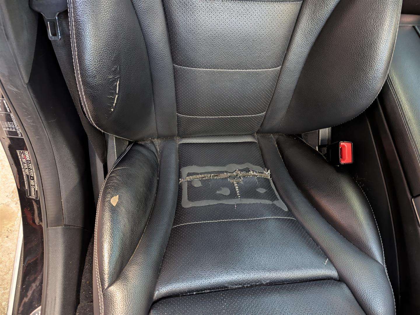 <p>2016 MERCEDES-BENZ C220 D SPORT PREMIUM AUTO</p>