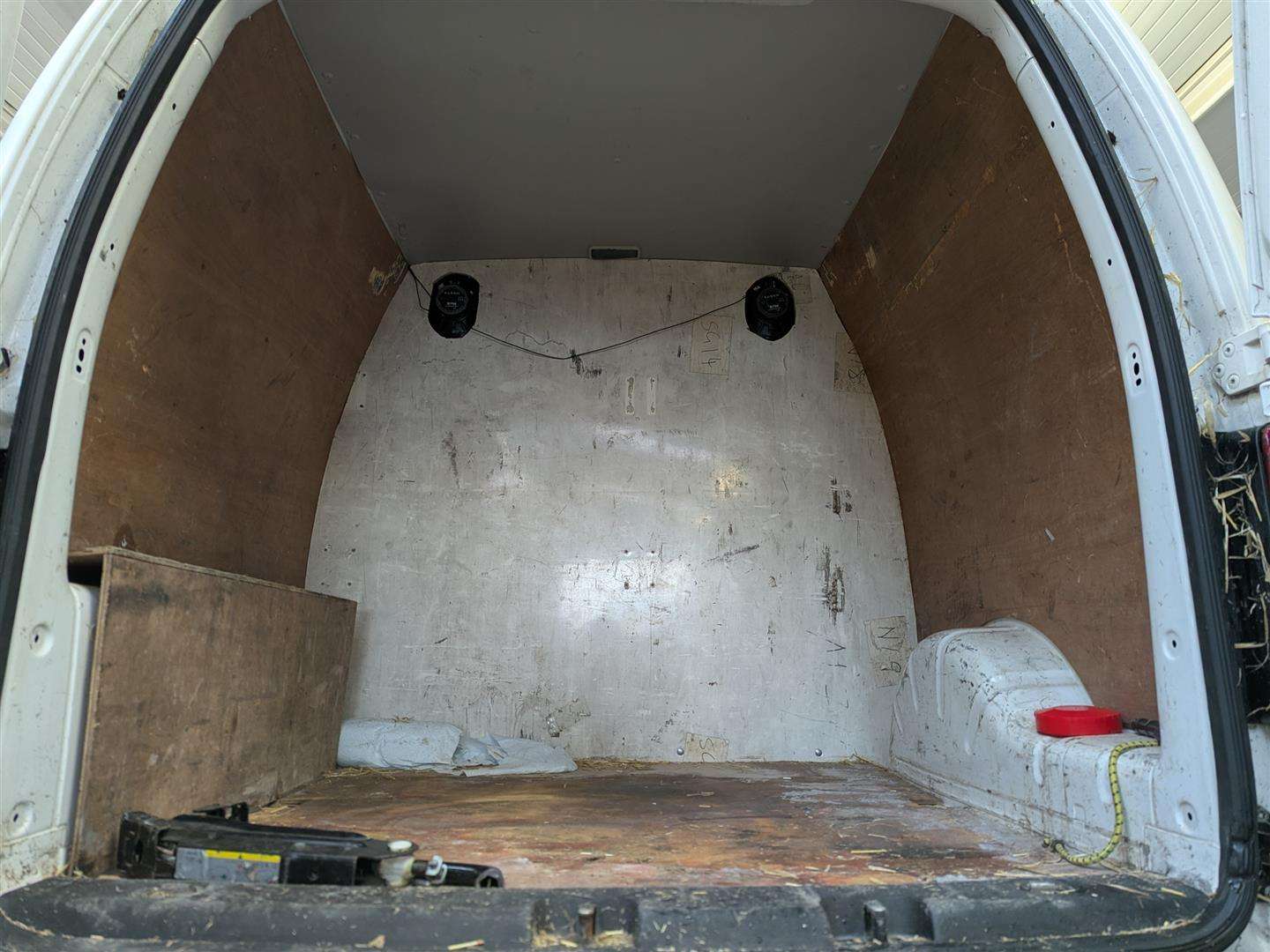 <p>2013 VOLKSWAGEN CADDY MAXI C20 TDI</p>