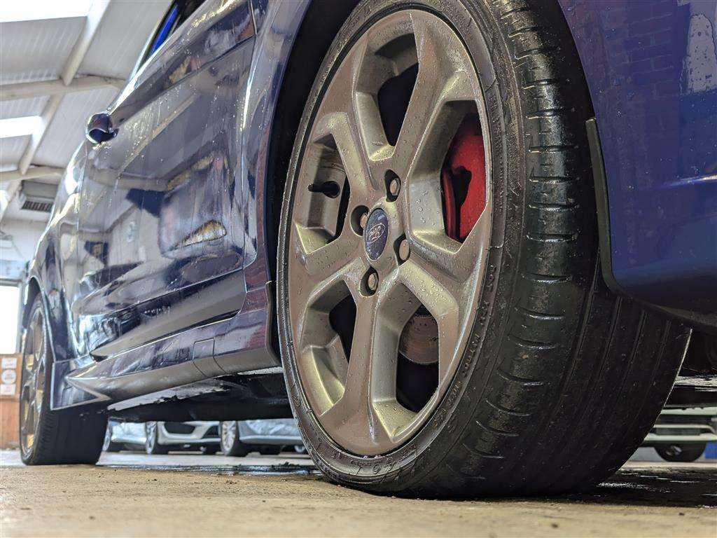 <p>2013 FORD FIESTA ST-2 TURBO</p>