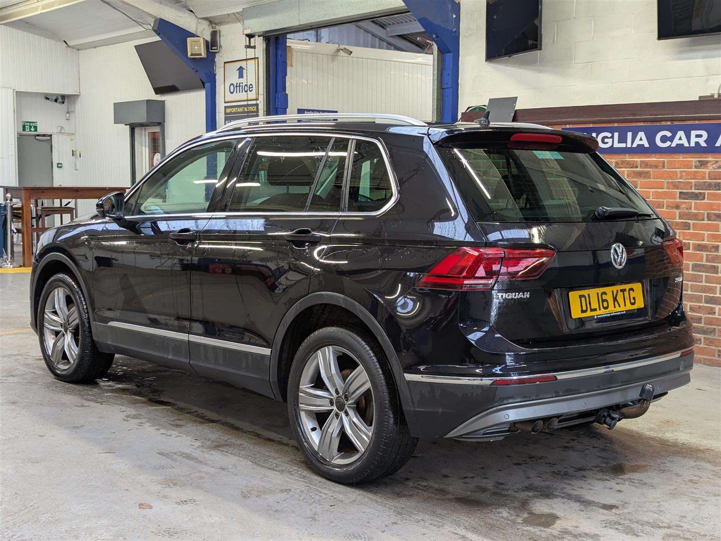 <p>2016 VOLKSWAGEN TIGUAN SEL TDI BMT 4MOTIO</p>
