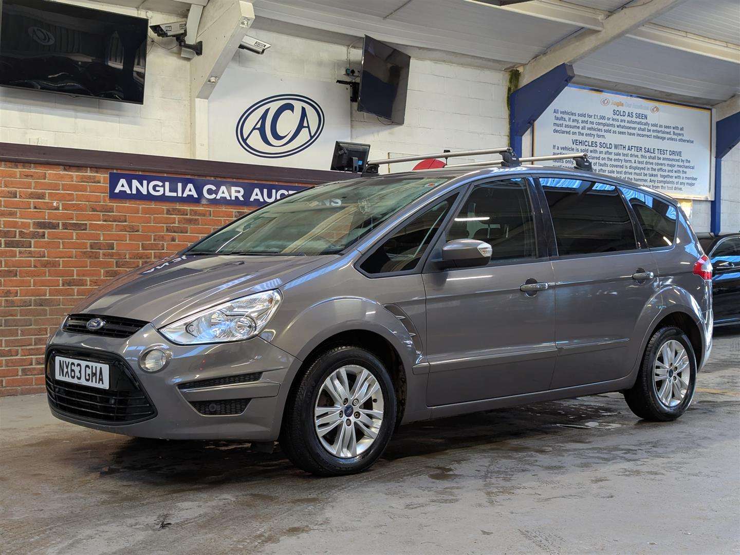 <p>2013 FORD S-MAX ZETEC TDCI</p>