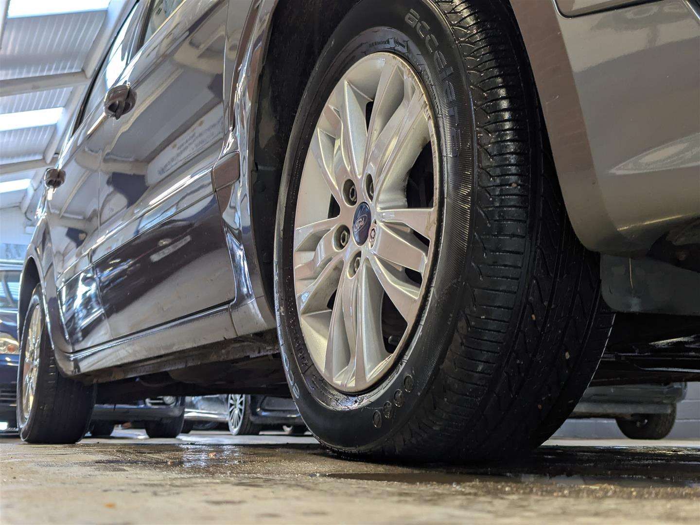 <p>2013 FORD S-MAX ZETEC TDCI</p>