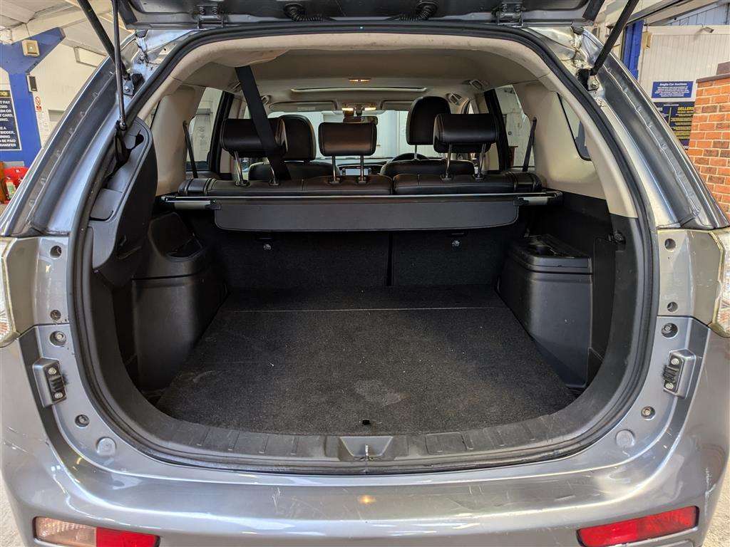 <p>2015 MITSUBISHI OUTLANDER GX 4H PHEV AUTO</p>