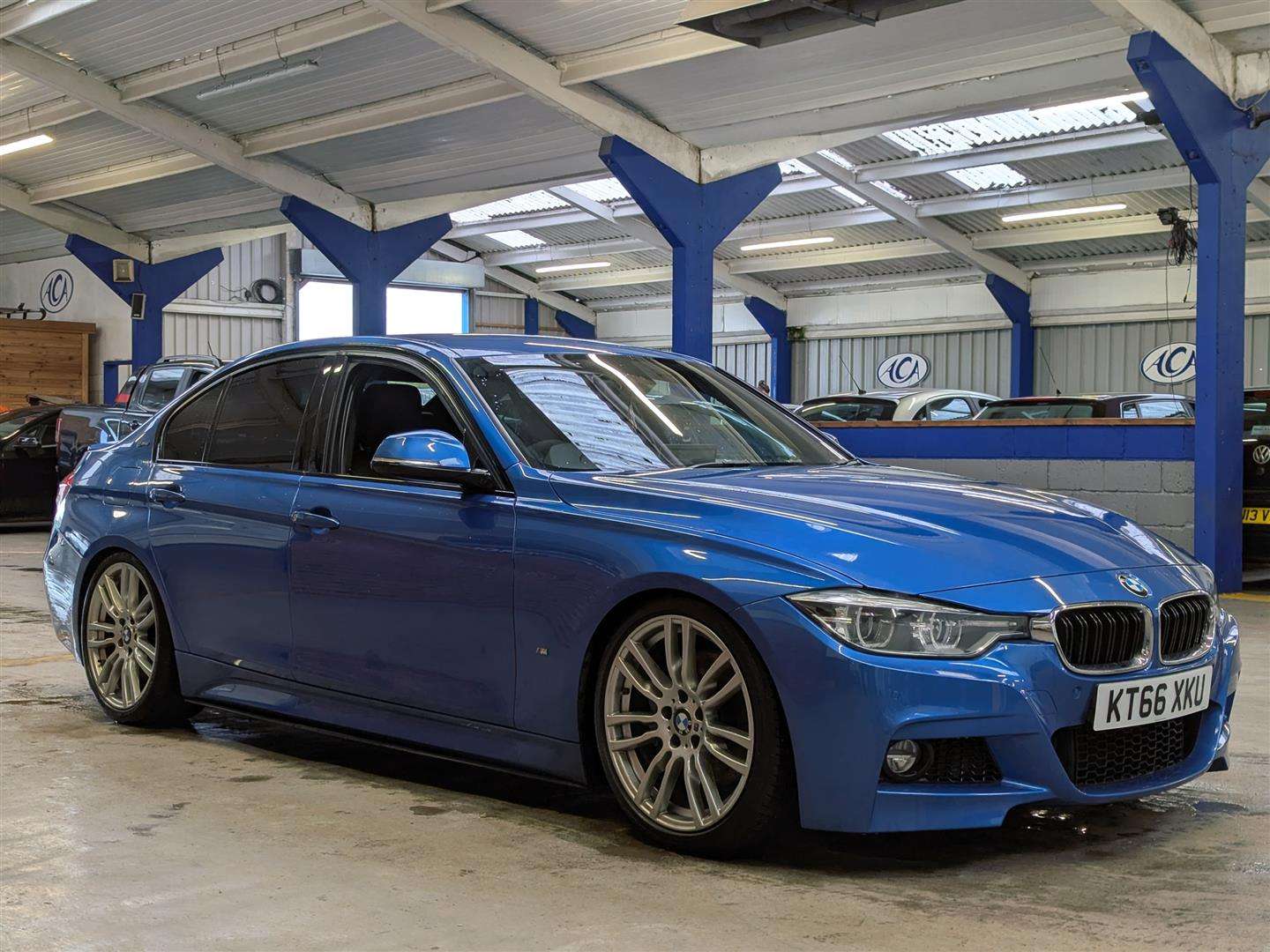 <p>2017 BMW 330E M SPORT AUTO</p>