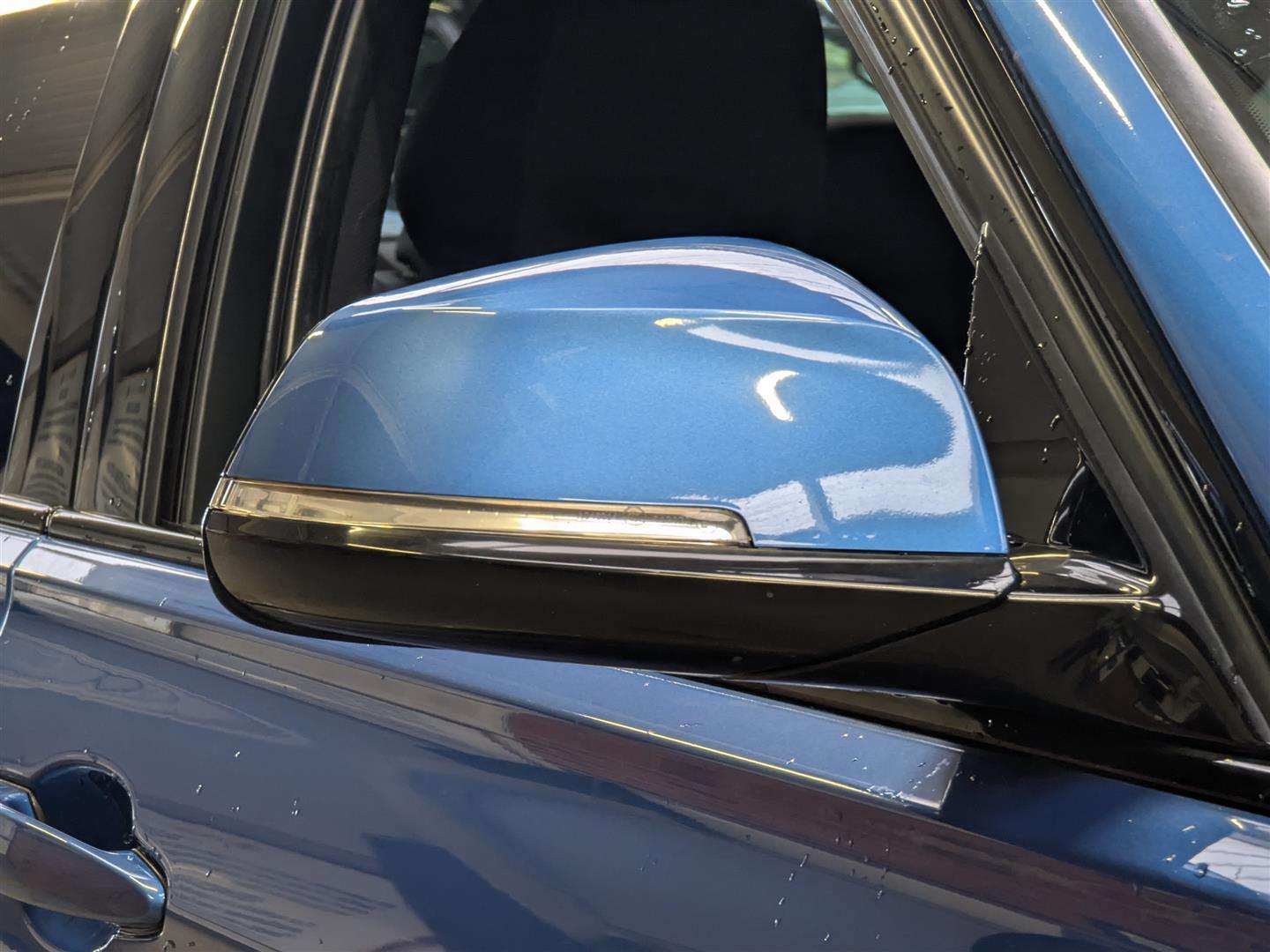 <p>2017 BMW 330E M SPORT AUTO</p>