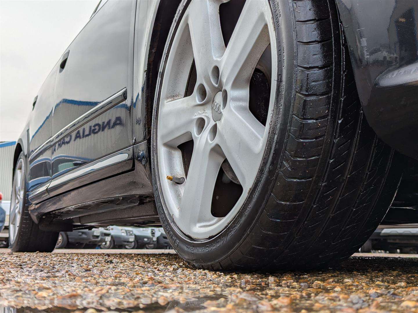 <p>2007 AUDI A4 AVANT S LINE TDI 140</p>