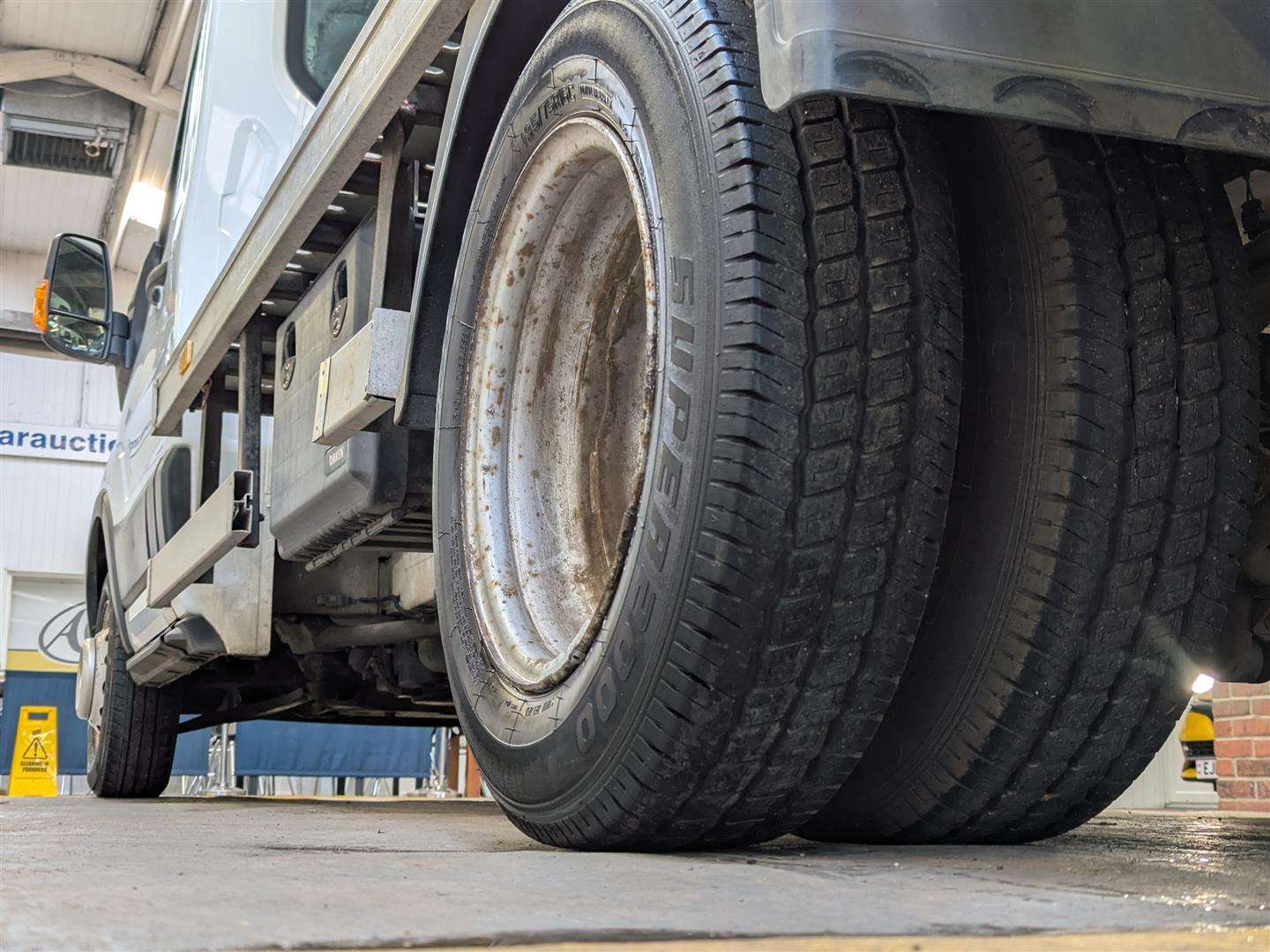 <p>2016 FORD TRANSIT 350 LWB</p>