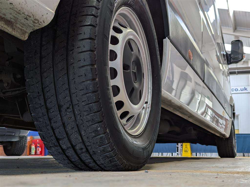 <p>2012 MERCEDES-BENZ SPRINTER 316 CDI</p>