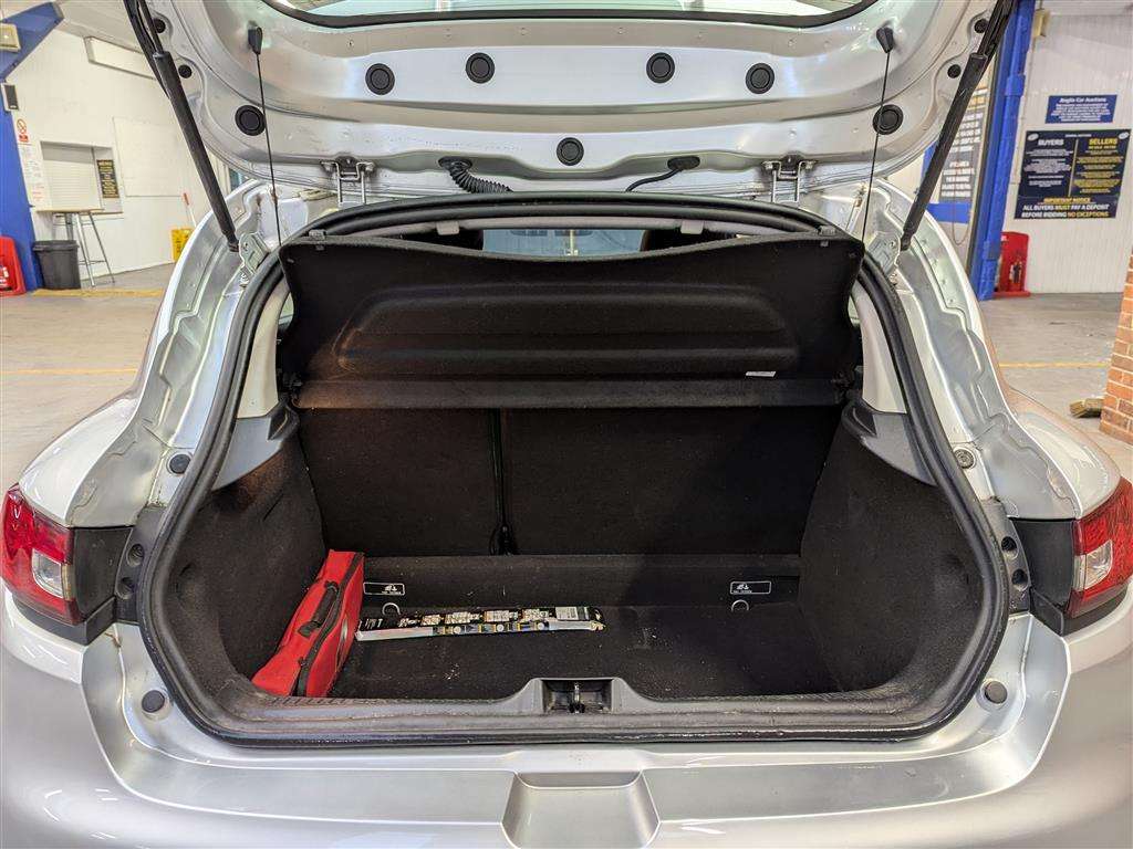 <p>2014 RENAULT CLIO DYNAMIQUE MEDIANAV</p>