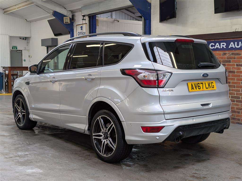 <p>2017 FORD KUGA ST-LINE TDCI</p>