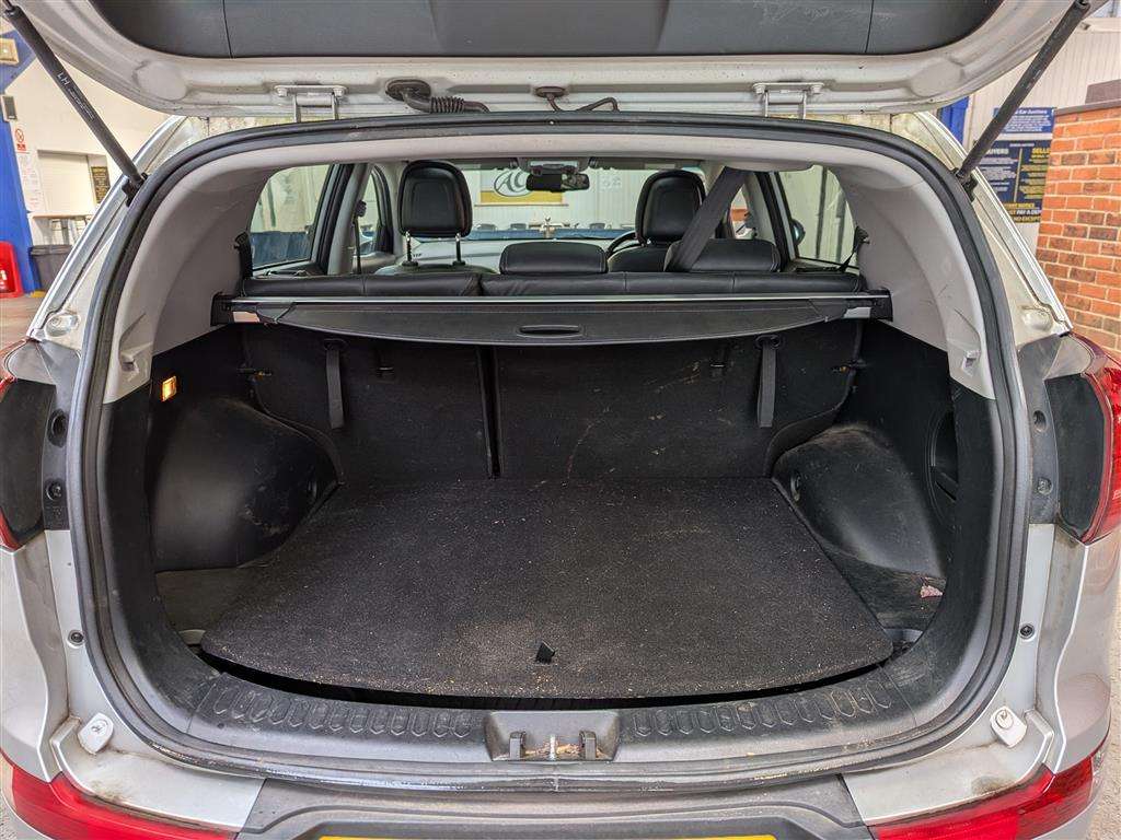 <p>2013 KIA SPORTAGE 3 CRDI</p>