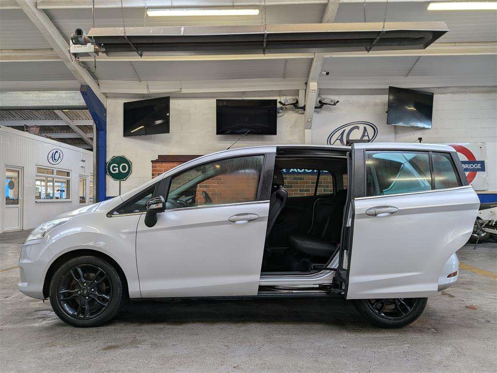 <p>2017 FORD B-MAX ZETEC SILVER EDITIO</p>