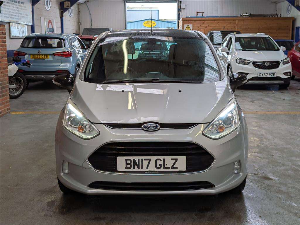 <p>2017 FORD B-MAX ZETEC SILVER EDITIO</p>