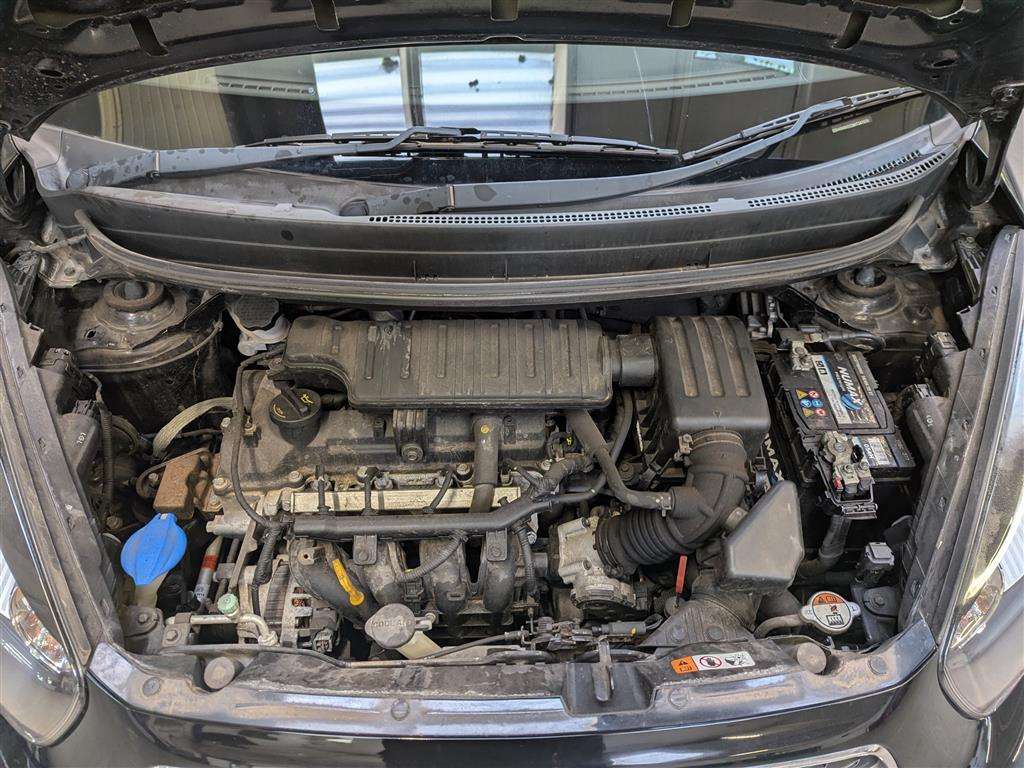 <p>2017 KIA PICANTO SE AUTO</p>