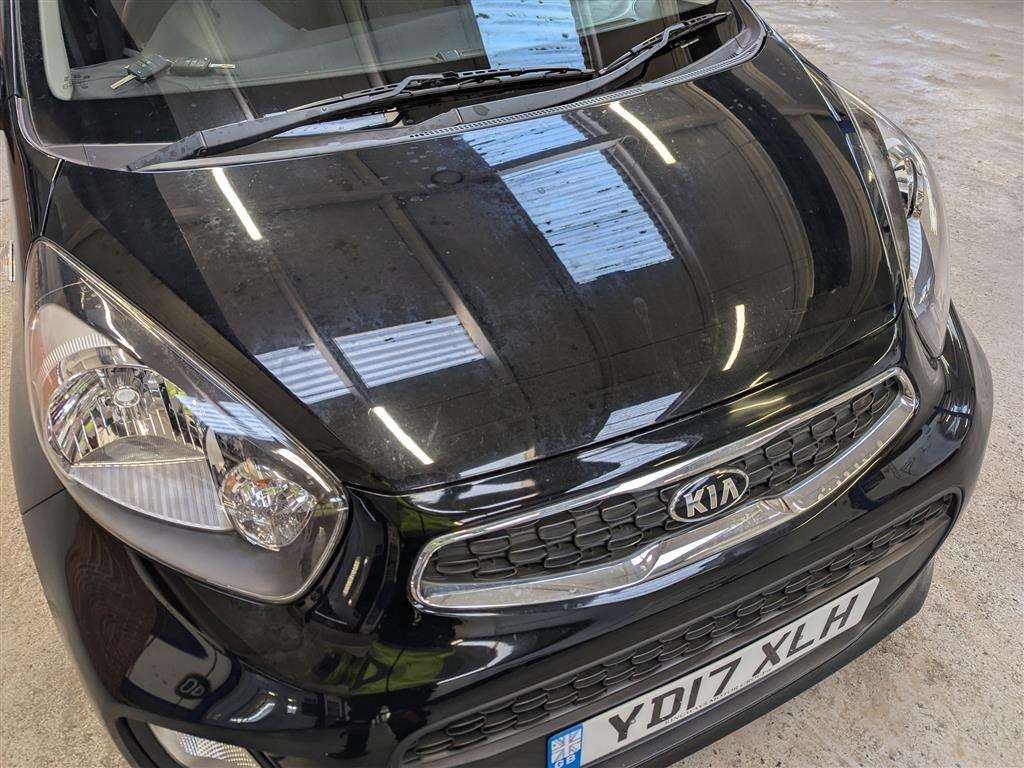 <p>2017 KIA PICANTO SE AUTO</p>